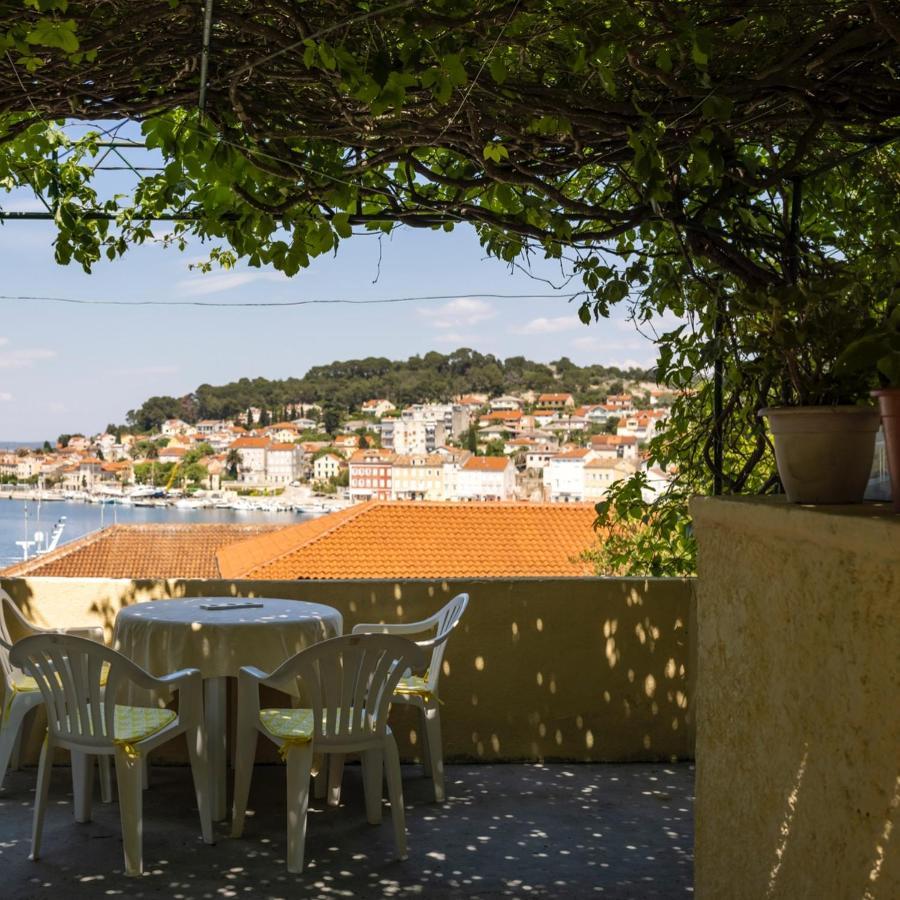 Apartments Dominik Mali Losinj Exterior photo